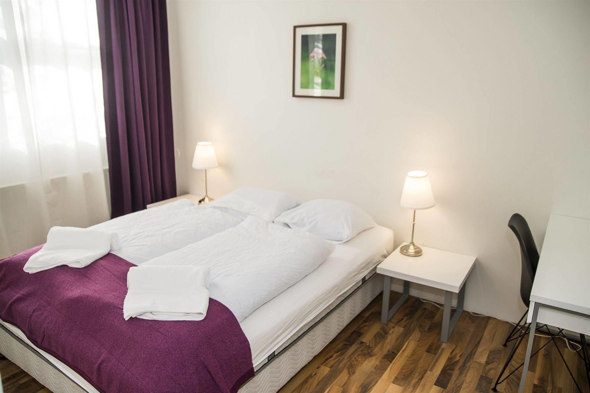 Capital-inn Hostel *